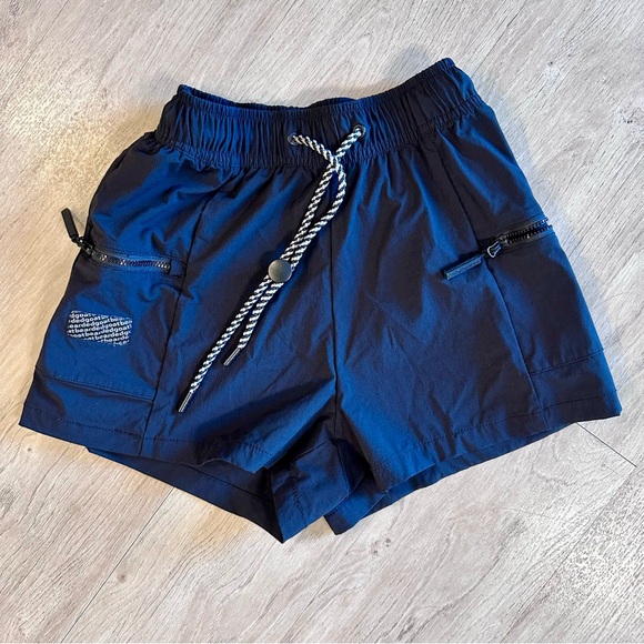 BLACK Beardedgoat- Summit Short - Picture 1 of 2